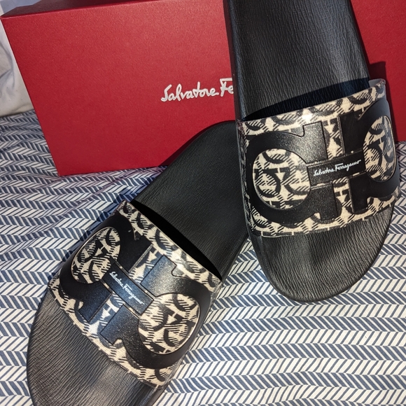 Salvatore Ferragamo Grove 6 slide Men's 8M - Picture 3 of 6